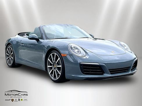 Used 2017 Porsche 911 Carrera image 2