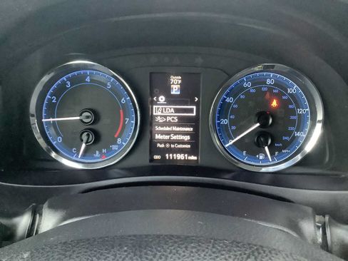 Used 2018 Toyota Corolla XSE w/ Carpet Mat Package (TMS) FWD image 20
