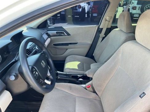 Used 2013 Honda Accord LX image 20