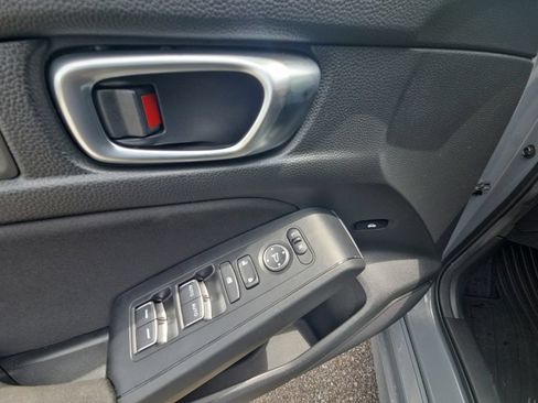 Used 2025 Honda Civic Sport image 16