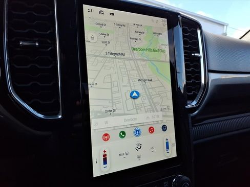 Used 2024 Ford Ranger XLT w/ Trailer Tow Package image 12