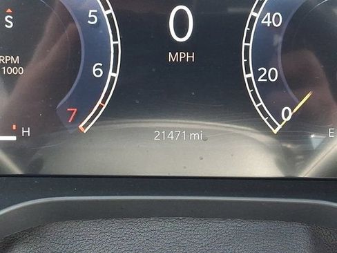Certified 2023 Jeep Grand Cherokee Limited w/ Luxury Tech Group II AWD/4WD image 26