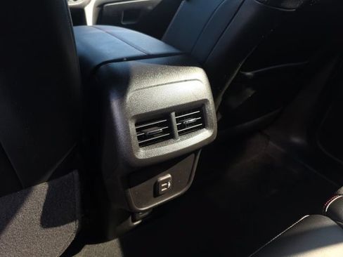 Used 2024 Chevrolet Equinox RS AWD/4WD image 32
