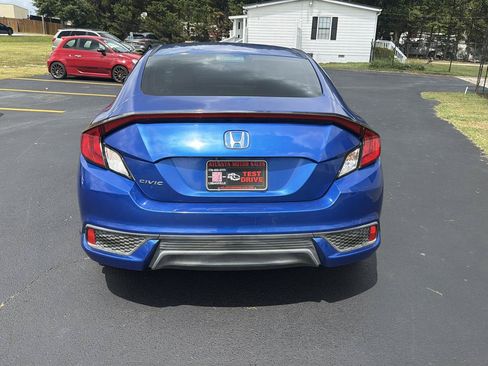 Used 2016 Honda Civic LX image 4