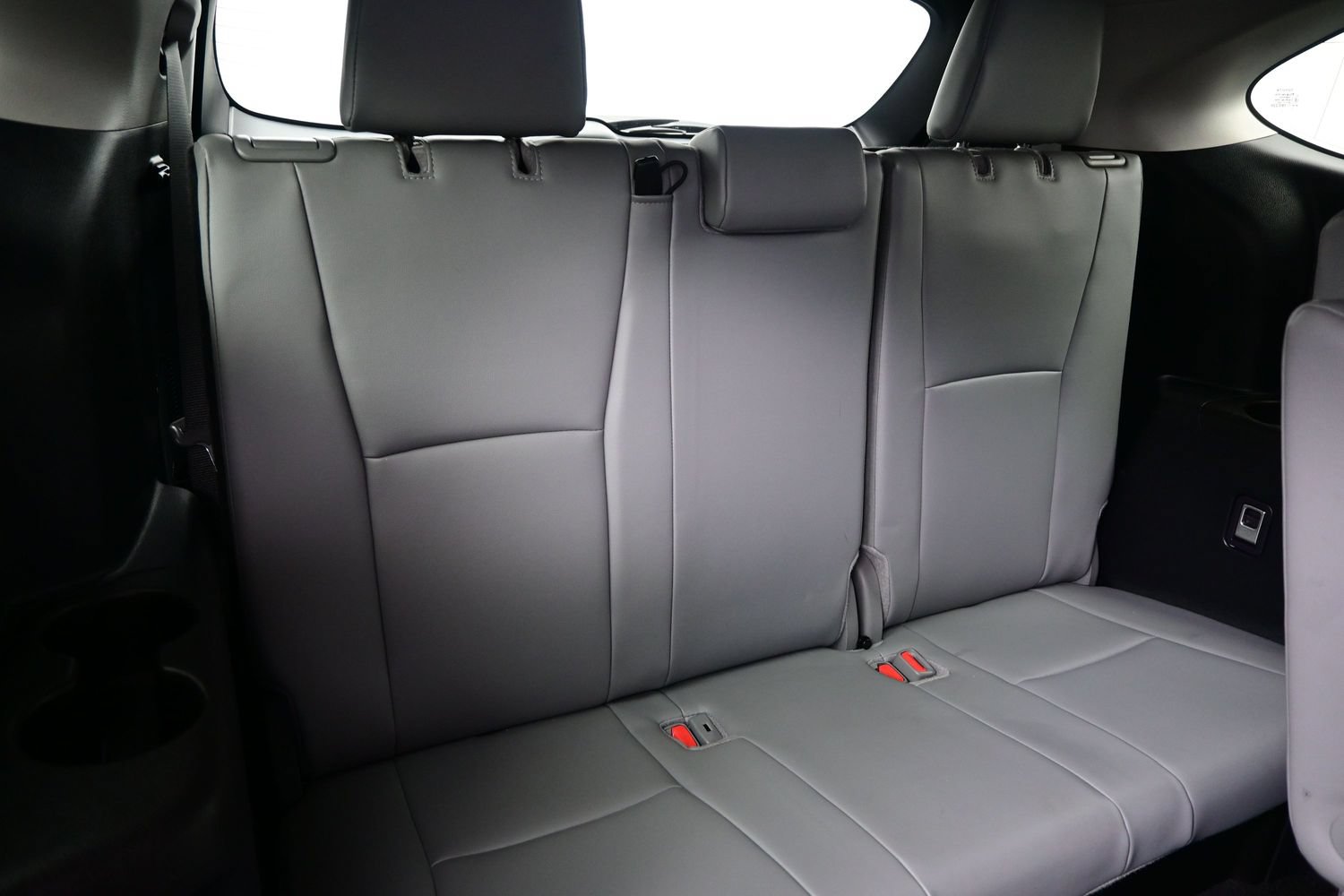 Used 2025 Toyota Highlander XLE AWD/4WD image 17
