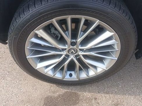 Used 2024 Lexus NX 350h AWD w/ Vision Package image 8