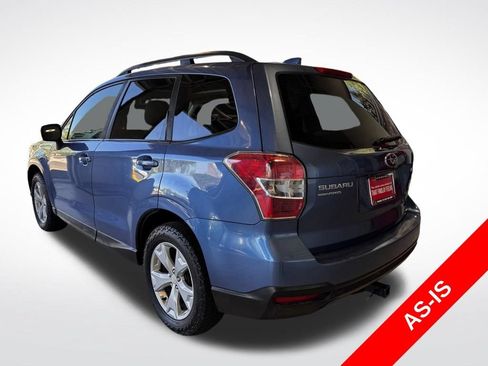Used 2016 Subaru Forester 2.5i Premium w/ All-Weather Package AWD/4WD image 4