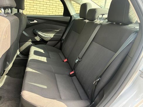 Used 2016 Ford Focus SE image 19
