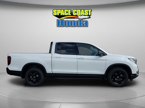 New 2026 Honda Ridgeline Black Edition image 12