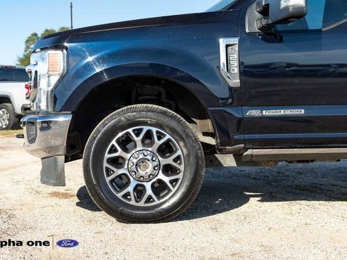 Used 2022 Ford F250 Lariat w/ Lariat Value Package image 11