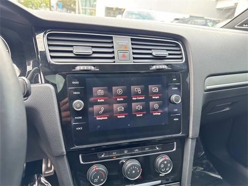 Used 2019 Volkswagen GTI SE w/ SE Experience Package image 25