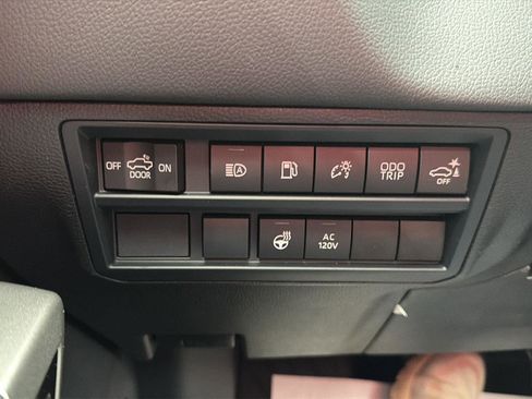 New 2026 Toyota Tundra Limited AWD/4WD image 16