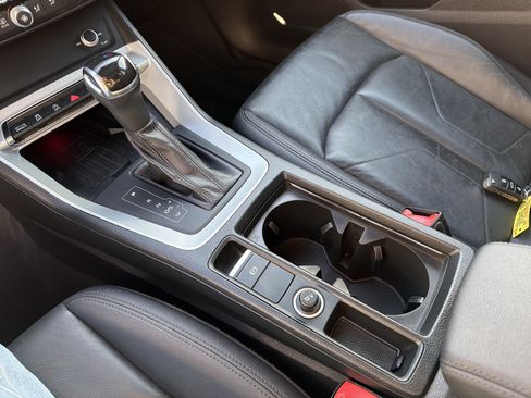 Used 2021 Audi Q3 2.0T Premium Plus w/ Premium Plus Package image 19