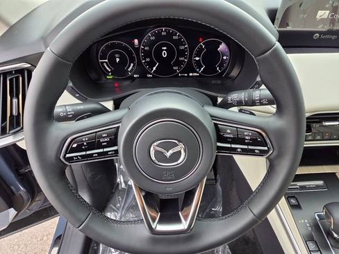 New 2026 MAZDA CX-90 Plug-In Hybrid w/ Premium Plus AWD/4WD image 11