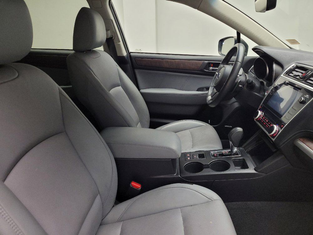 Used 2018 Subaru Outback 3.6R Limited AWD/4WD image 21