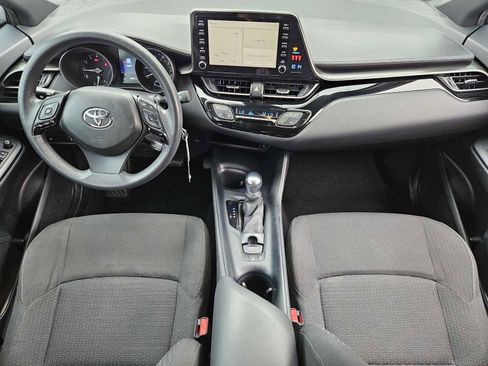 Used 2019 Toyota C-HR LE FWD image 22