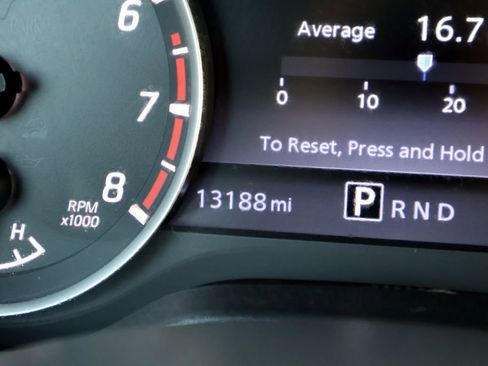 Used 2024 Nissan Titan SV w/ SV Bronze Edition Package RWD image 34