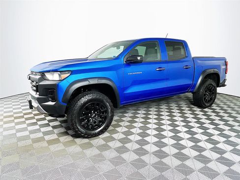 Used 2023 Chevrolet Colorado Trail Boss image 4