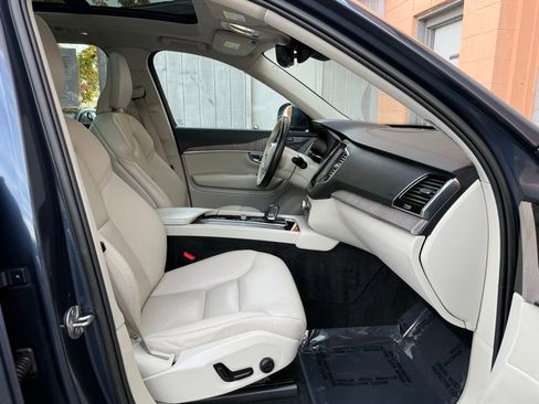 Used 2023 Volvo XC90 B5 Plus w/ Protection Package Premier image 26
