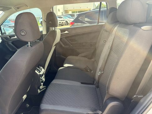 Used 2018 Volkswagen Tiguan S FWD image 22