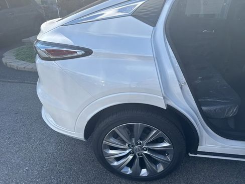 New 2025 Buick Envista Avenir image 26