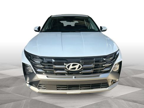 Used 2026 Hyundai Tucson SE FWD image 3