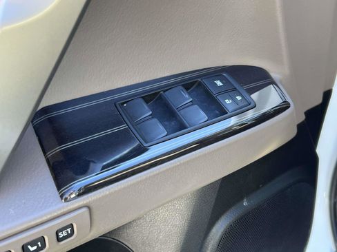 Used 2021 Lexus GX 460 Premium image 32