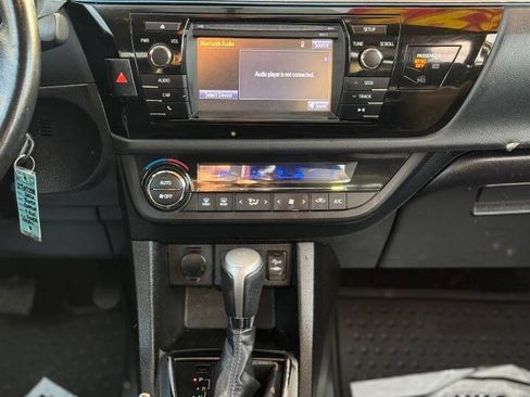 Used 2016 Toyota Corolla S image 13