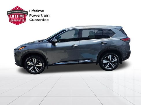 Certified 2021 Nissan Rogue SL w/ Premium Package AWD/4WD image 2