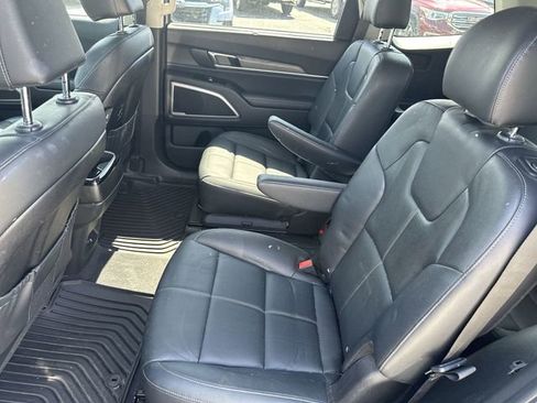 Used 2022 Kia Telluride EX w/ EX Premium Package AWD/4WD image 27