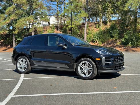 Used 2020 Porsche Macan image 15