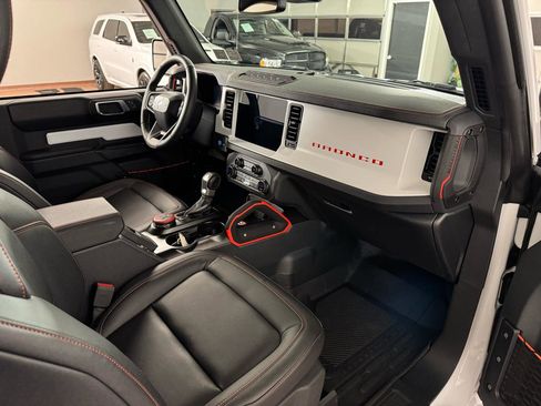 Used 2025 Ford Bronco Stroppe Edition image 33