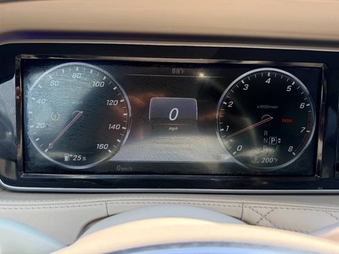 Used 2017 Mercedes-Benz S 550 4MATIC Sedan image 59