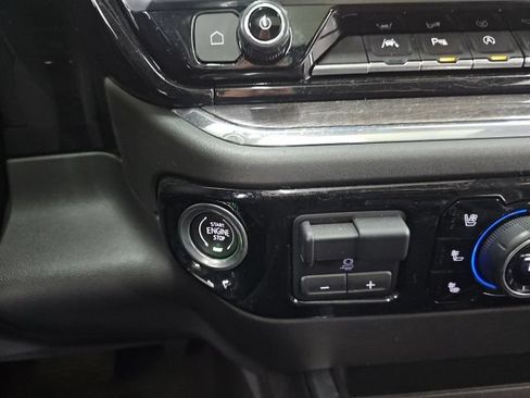 Used 2023 Chevrolet Silverado 1500 LTZ w/ LTZ Premium Package AWD/4WD image 28