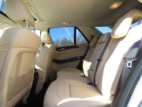 Used 2017 Mercedes-Benz GLE 350 4MATIC image 20