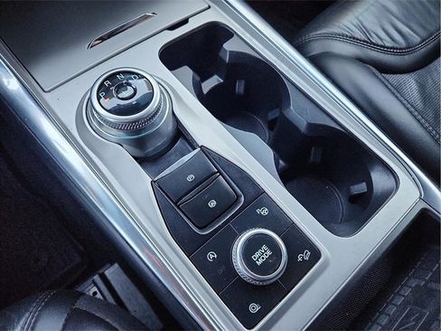 Used 2022 Ford Explorer Platinum w/ Equipment Group 601A image 14