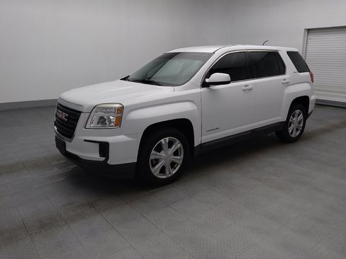 Used 2017 GMC Terrain SLE FWD image 2