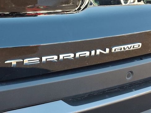 Used 2025 GMC Terrain Elevation image 34