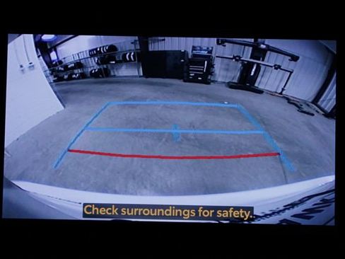 Used 2023 Toyota Highlander XLE image 37