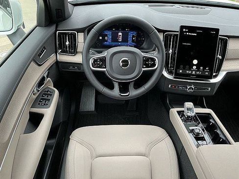 New 2026 Volvo XC90 T8 Plus w/ Protection Package AWD/4WD image 5
