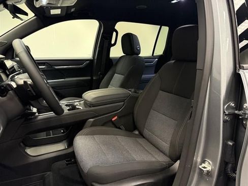 New 2026 GMC Acadia Elevation w/ LPO, Floor Liner Package AWD/4WD image 24