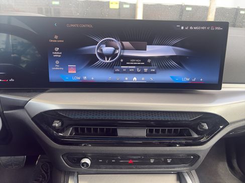 Used 2026 BMW 430i Convertible RWD image 4