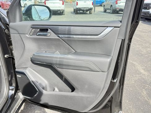 New 2025 GMC Acadia Elevation w/ Elevation Premium Package image 24