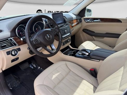 Used 2019 Mercedes-Benz GLS 450 4MATIC image 16