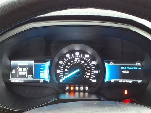 Used 2024 Ford Edge SEL image 18