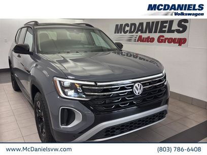 New 2025 Volkswagen Atlas Peak Edition SE