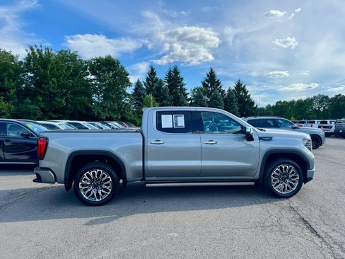 Used 2025 GMC Sierra 1500 Denali Ultimate AWD/4WD image 6