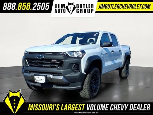 Used 2024 Chevrolet Colorado Trail Boss w/ Advanced Trailering Package image 1