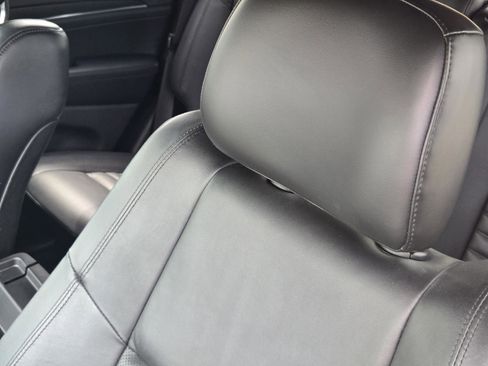 Used 2018 Jeep Grand Cherokee Limited image 18