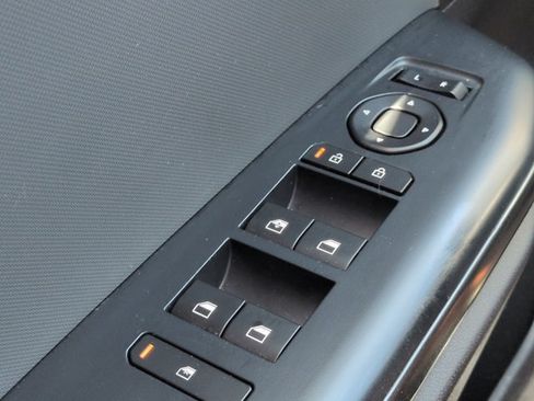 Used 2025 Kia K4 FWD image 22